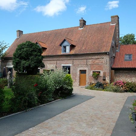 Les Charmilles Bed & Breakfast Hazebrouck Eksteriør bilde