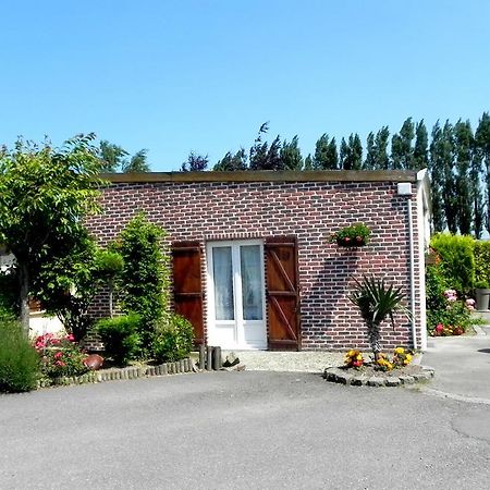 Les Charmilles Bed & Breakfast Hazebrouck Eksteriør bilde