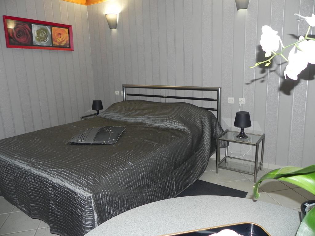 Les Charmilles Bed & Breakfast Hazebrouck Rom bilde