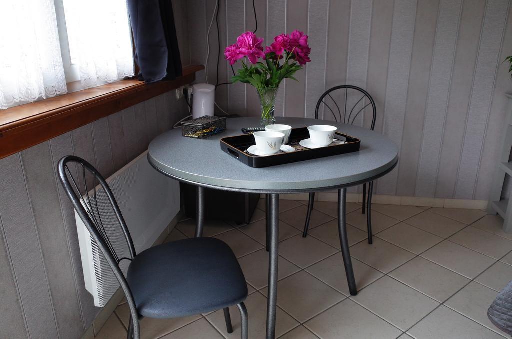 Les Charmilles Bed & Breakfast Hazebrouck Eksteriør bilde